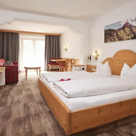 Metzgerwirt Hotel 4*