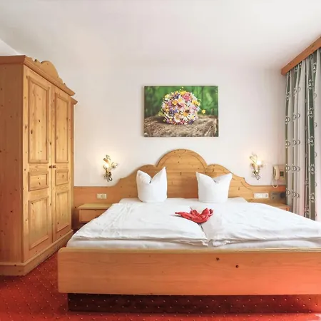 Metzgerwirt Hotel 4*