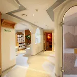 Metzgerwirt Otel Kirchberg in Tirol