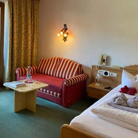 Metzgerwirt 4* 티롤 키르흐베르크