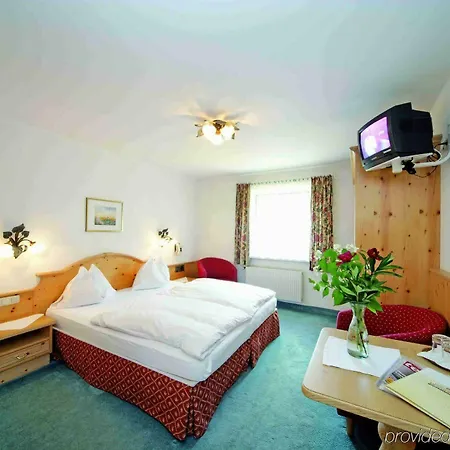 Metzgerwirt 4* 티롤 키르흐베르크